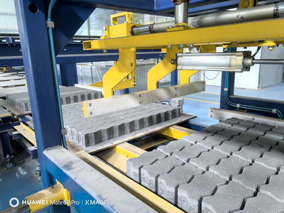 佛山環(huán)保磚 人行道磚廠家 高強(qiáng)度水泥碼頭磚 連鎖塊波浪磚