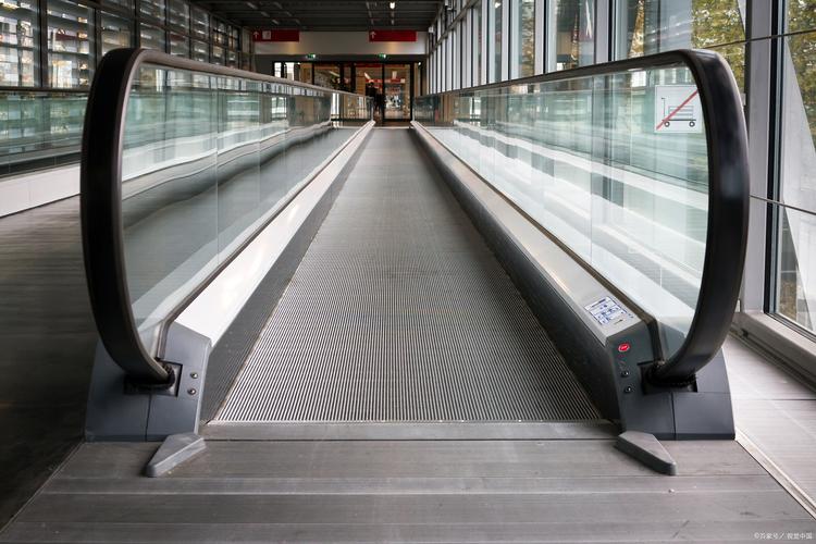 自動人行道的結構形式解析